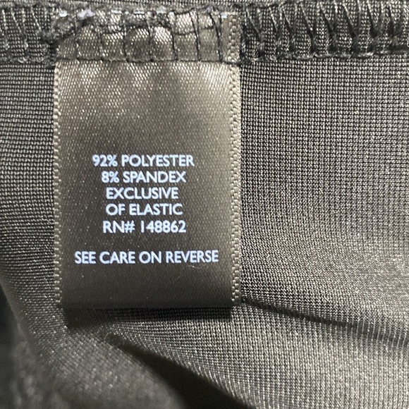 Torrid Stretch Velvet Black Shirred-Front Flutter Sleeve Top Size 00 - Picture 6 of 7